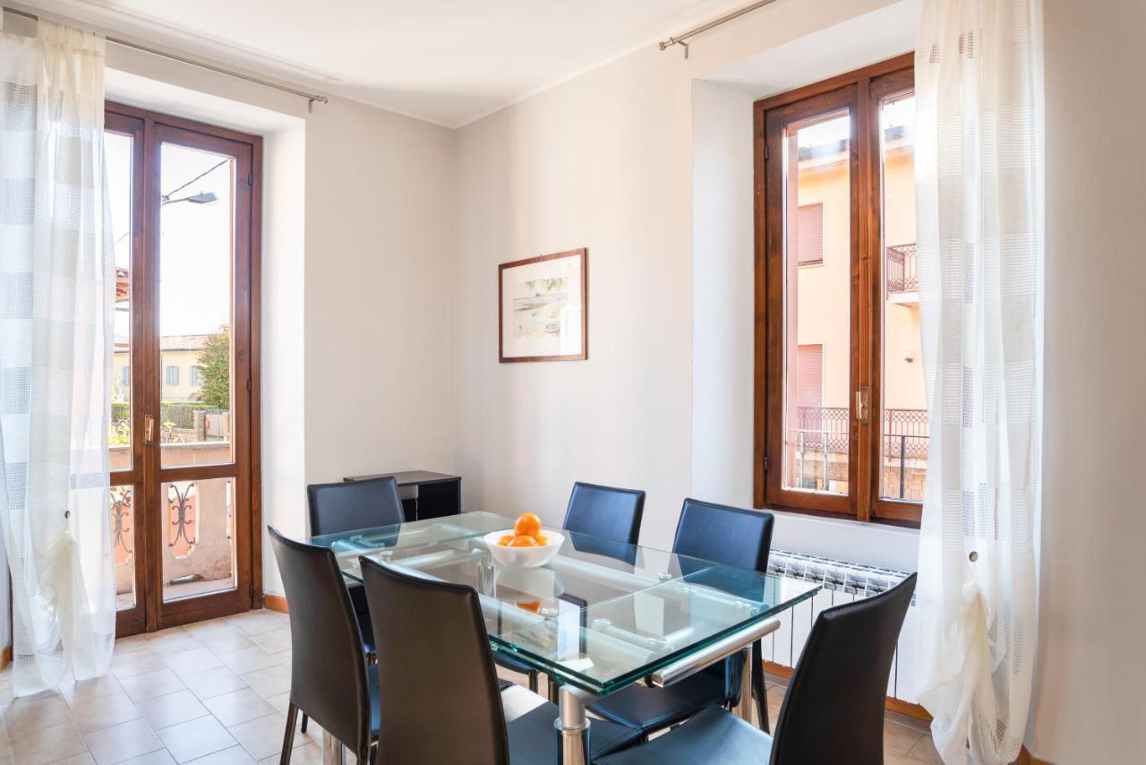 Apartamento Le Tre Ninfee Di Pusiano! Free Parking Exterior foto